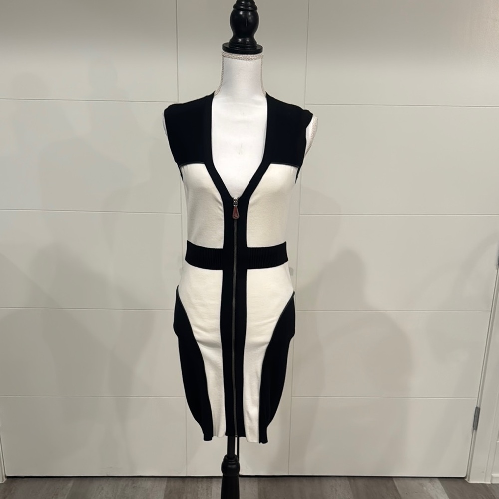 McQ Chic Black and White Sleeveless Mini Dress